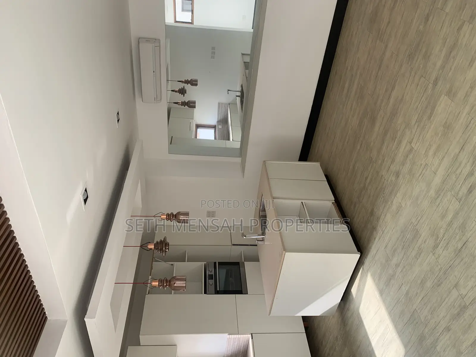 4bdrm House in Skm Property, Cantonments for Sale