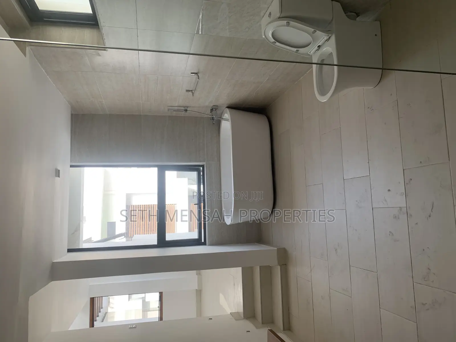 4bdrm House in Skm Property, Cantonments for Sale