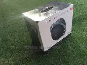 Get Less Onyx’S 7 Studio Bluetooth Speaker(Harman Kardon)