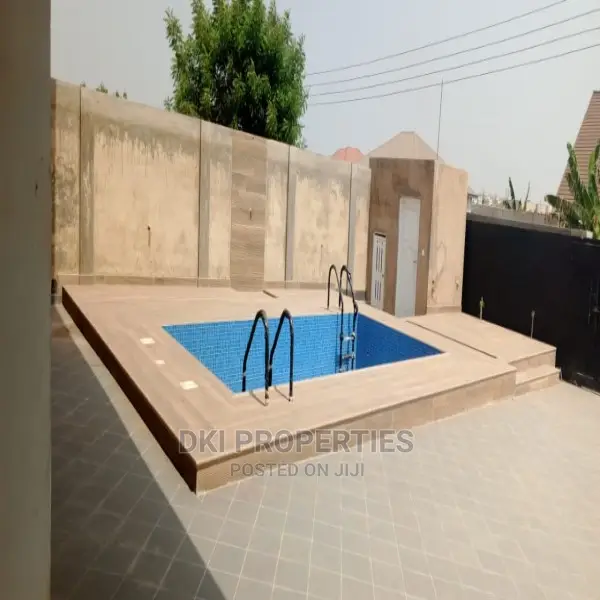 3bdrm House in Dki Properties, East Legon for Sale