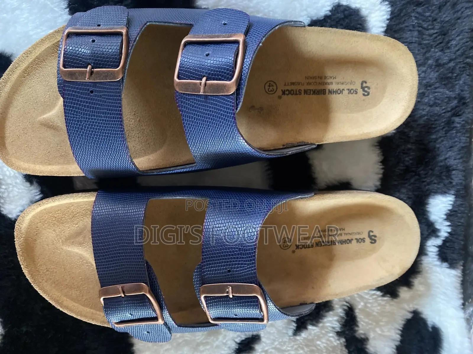 Blue Black Berk