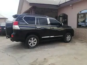 PRADO FOR RENT. Car Rental in Ghana. Rent a Prado Tours Trip