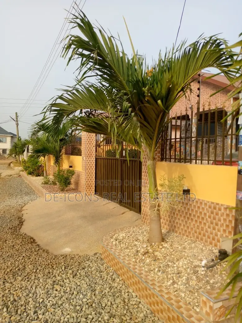 Furnished 3bdrm House for Sale