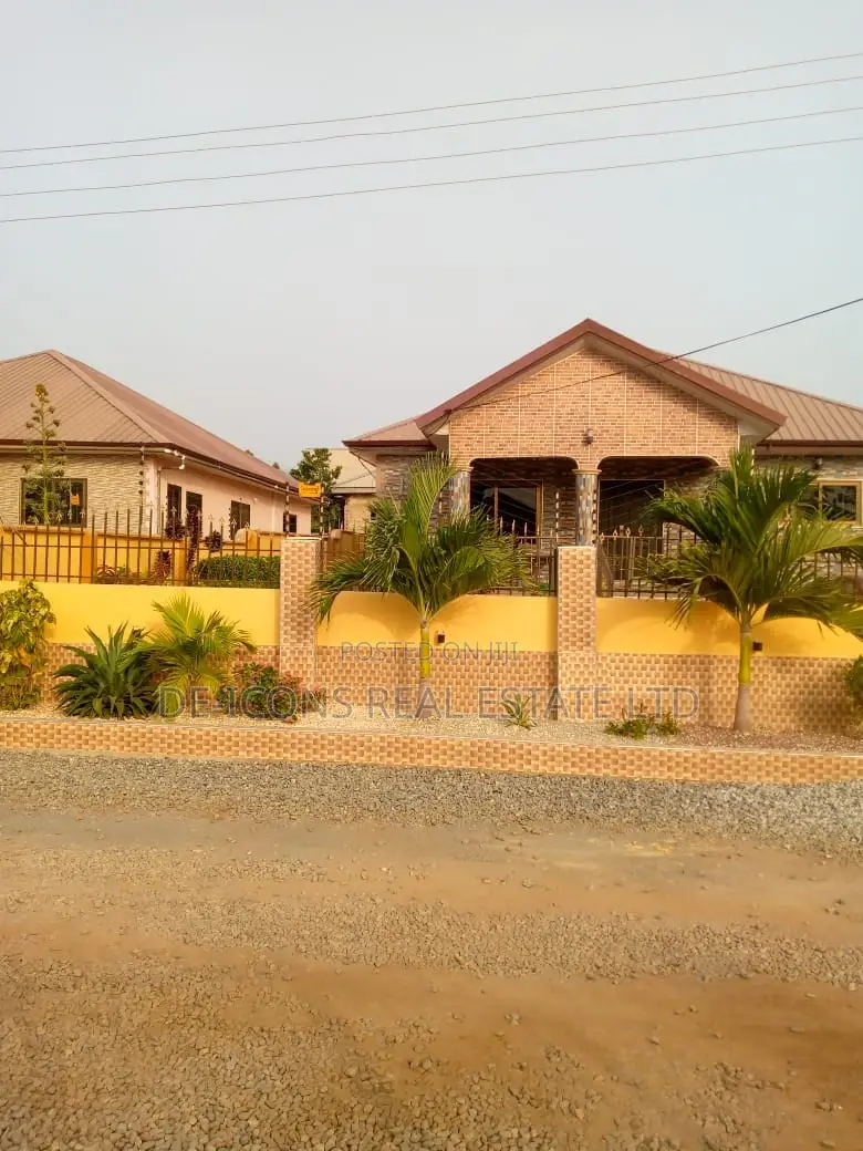 Furnished 3bdrm House for Sale