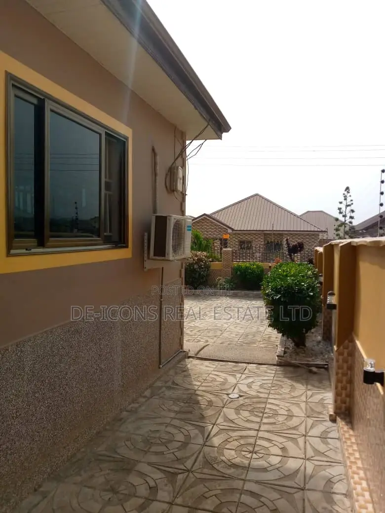 Furnished 3bdrm House for Sale