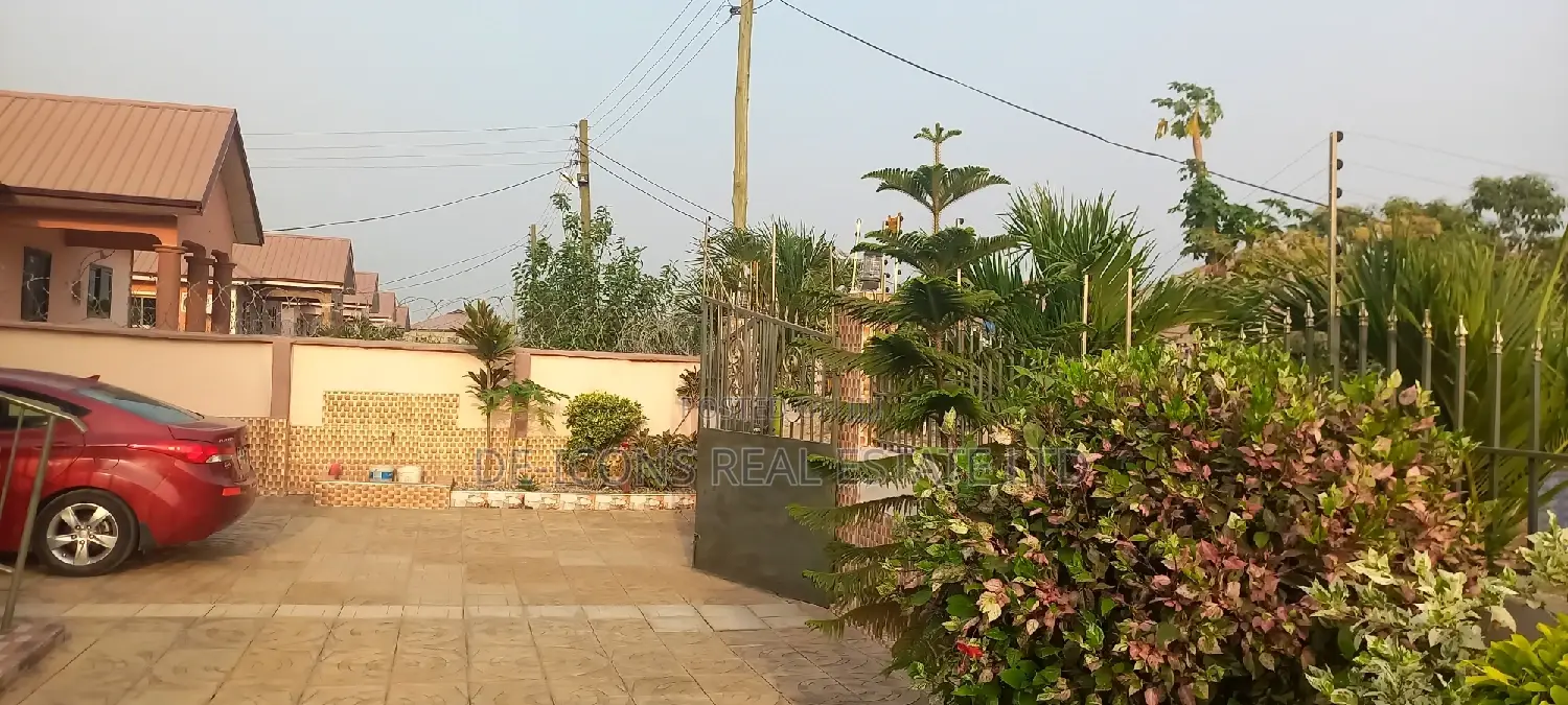 Furnished 3bdrm House for Sale