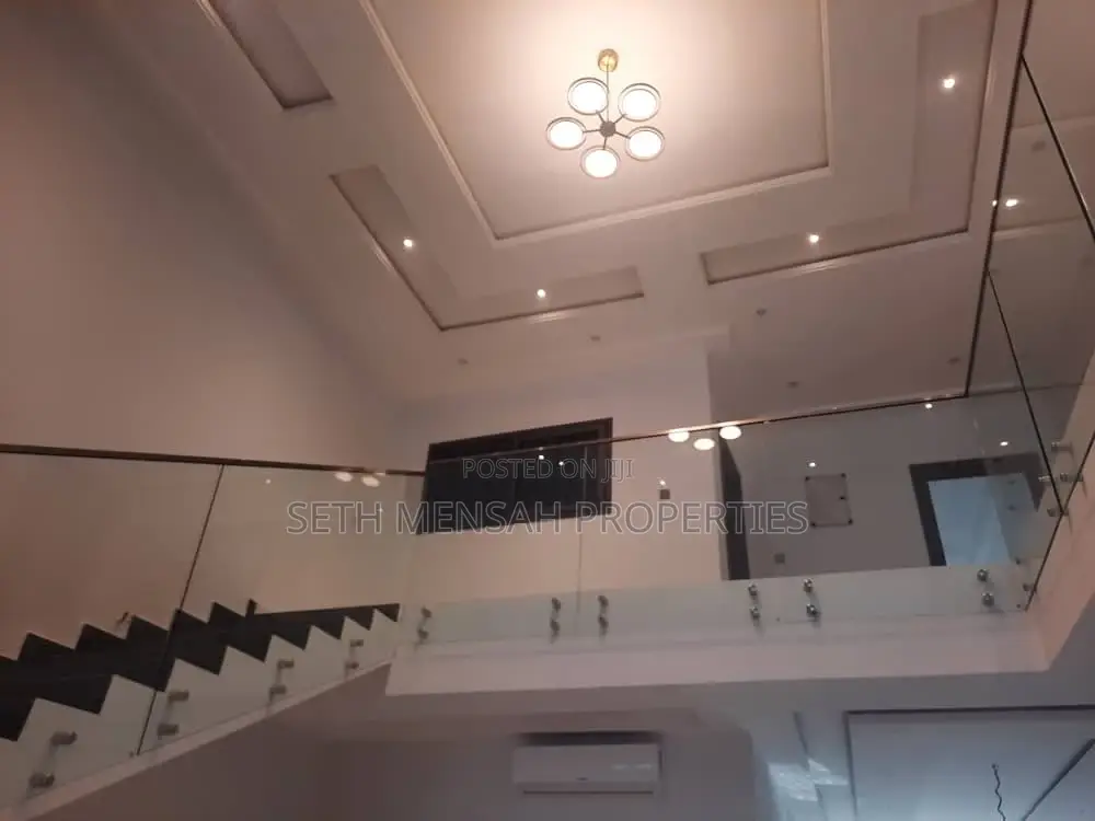 5bdrm House in Skm Property, East Legon for Sale