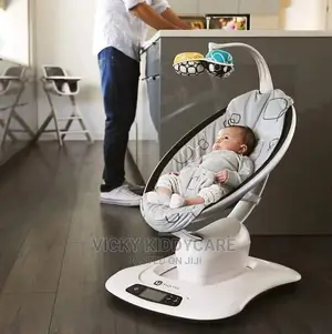 Mamaroo 4 Moms Swing