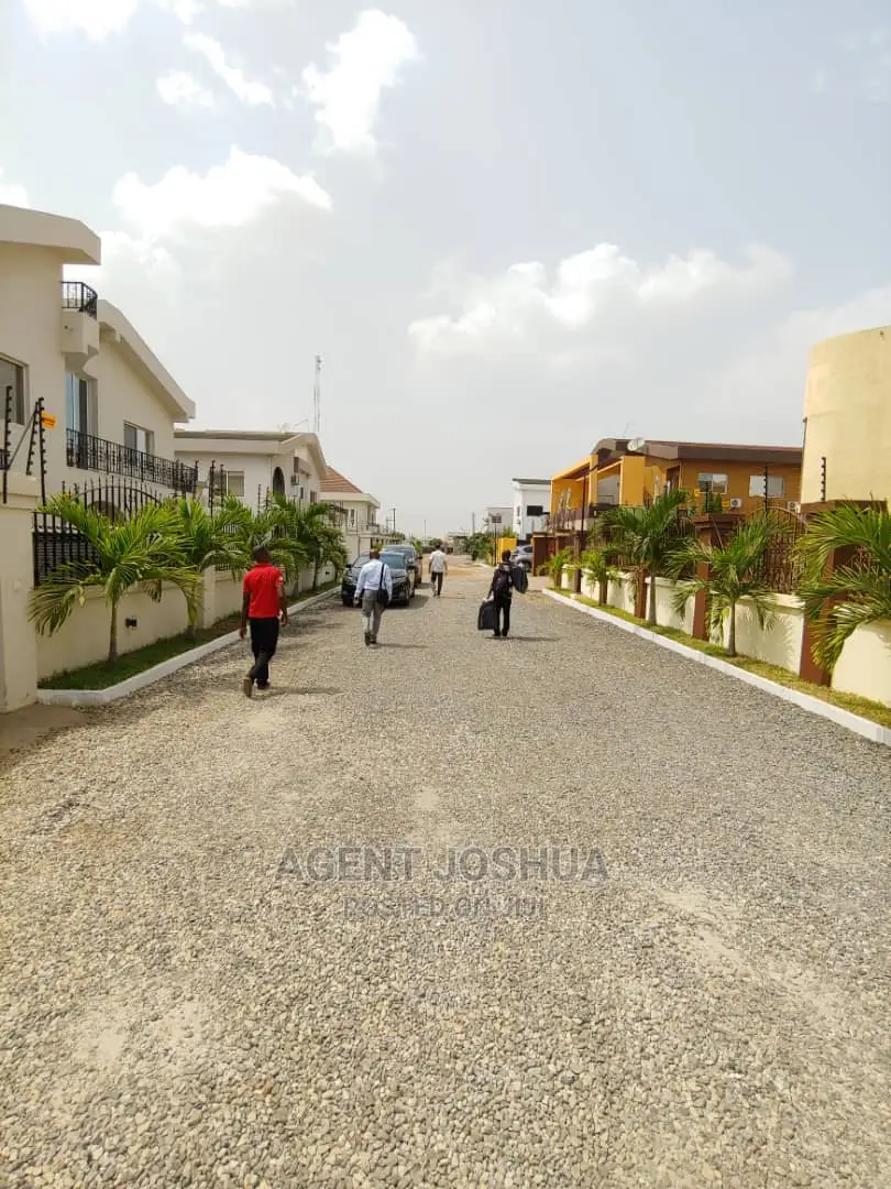 3bdrm House in Regimanuel Estate for rent