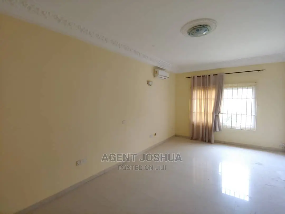 3bdrm House in Regimanuel Estate for rent
