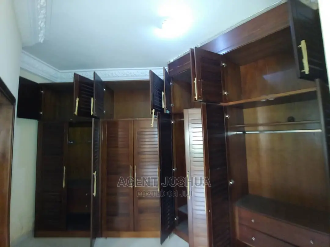 3bdrm House in Regimanuel Estate for rent
