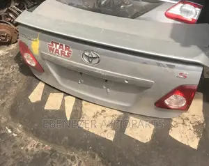 Toyota Corolla 2009 Boot