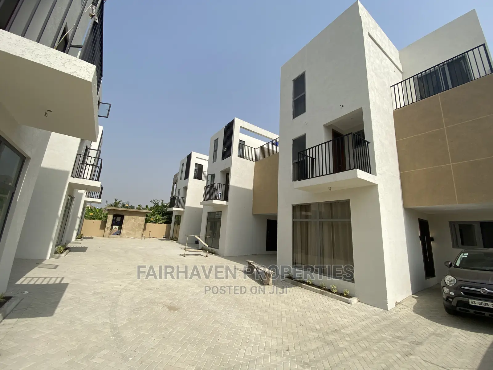 3bdrm Townhouse/Terrace in Tseaddo, Airport Residential Area for Sale