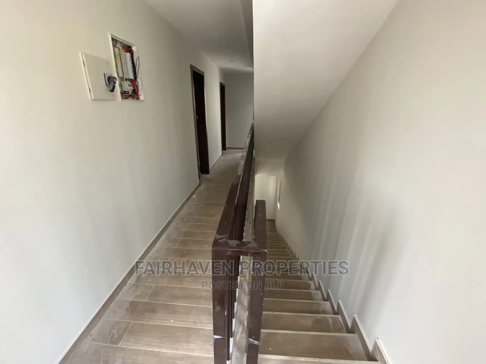 3bdrm Townhouse/Terrace in Tseaddo, Airport Residential Area for Sale