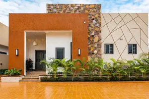 Furnished 4bdrm House in Ahodwo Daaban, Kumasi Metropolitan for sale