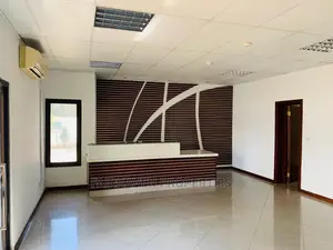10bdrm House in Osu for Sale