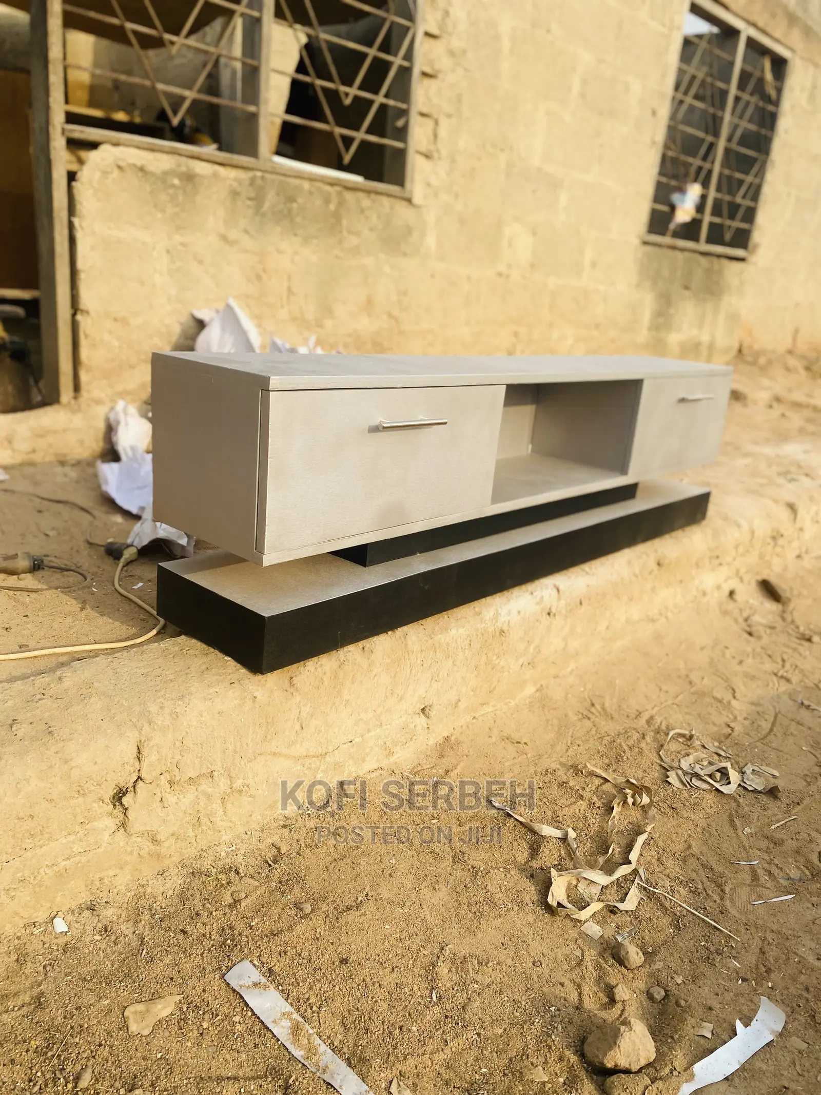 Quality TV Stand