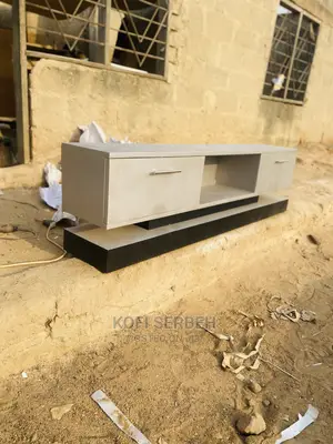 Quality TV Stand