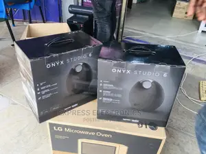 Harman Kardon Wireless Bluetooth Speaker Onyx’S 6