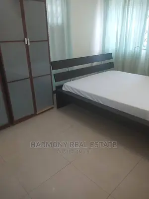 5bdrm House in East Legon for Rent