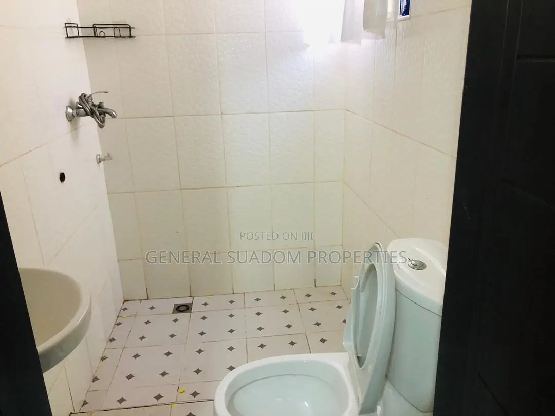 3bdrm House in Suadom Properties, Baatsona Total for rent