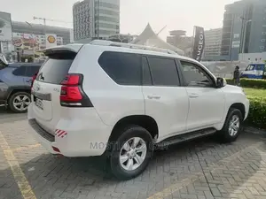 Car Rentals . Landcruiser Prado to Rent in Ghana