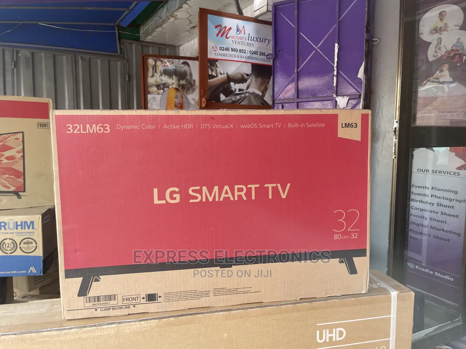 LG Smart Vivid Pictures Digital Satellite 32LM637BPVA Tv