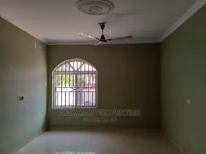 3bdrm House in Spintex Coaster for rent