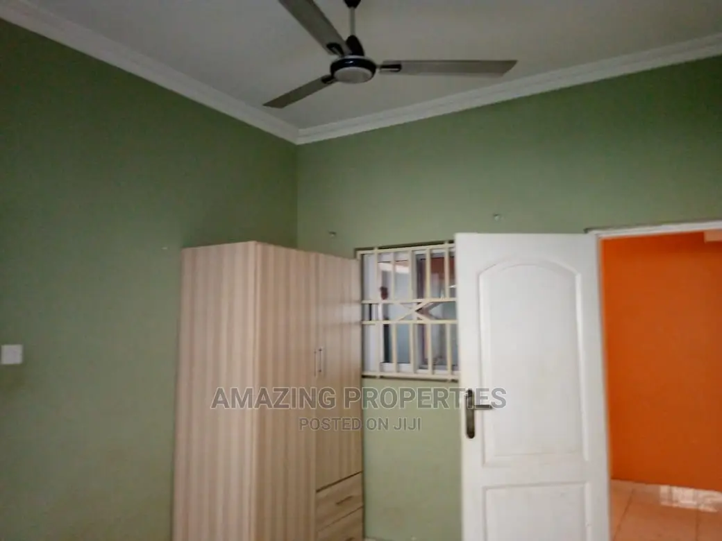 3bdrm House in Spintex Coaster for rent