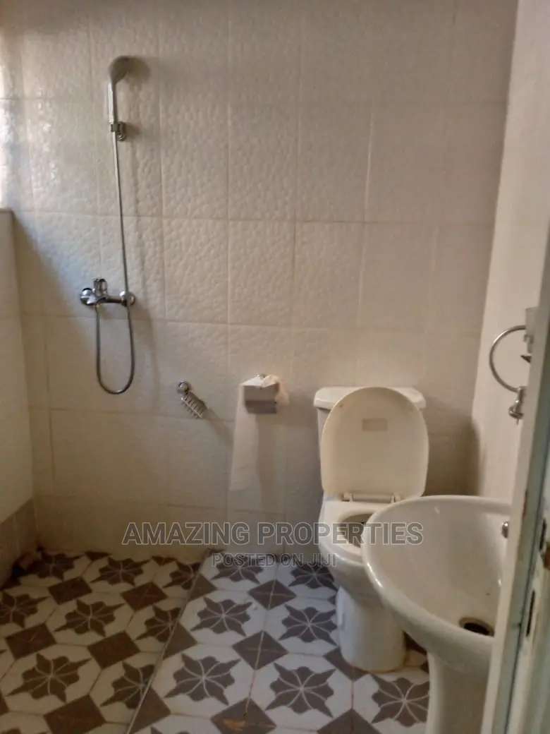 3bdrm House in Spintex Coaster for rent
