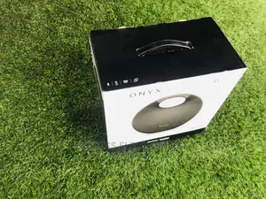 Harman Kardon Onyx Studio6 (Black) Bluetooth Speaker