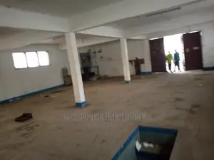 350 Sqm Warehouse + 5bedrm at North Kaneshie Industrial Area
