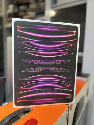 New Apple iPad Pro 12.9 (2022) 256 GB Gray
