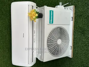Hisense 2.0hp AC R410 Gas Led Light Display Airflow