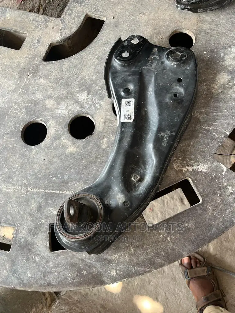 Honda Accord 2018-2022 Back Lower Arms