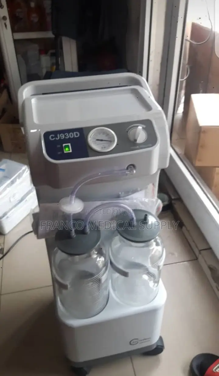 Suction Machine (2500mlbottles Size)