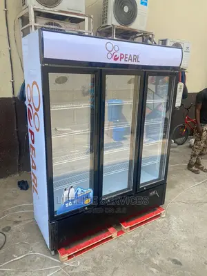 3 Doors Showcase Fridge - Pearl 950 LTRS