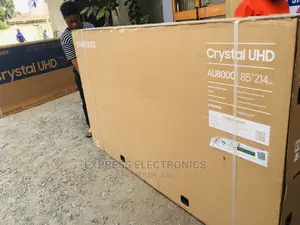 Series 8 Samsung UHD Triluminos Smart Display 85”+Dstv