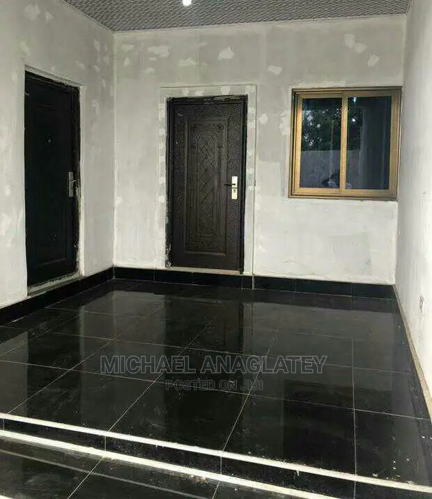 Tiler Tiller