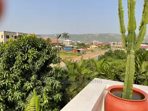 Furnished 8bdrm House in Testimonial Building, Oyarifa for Sale