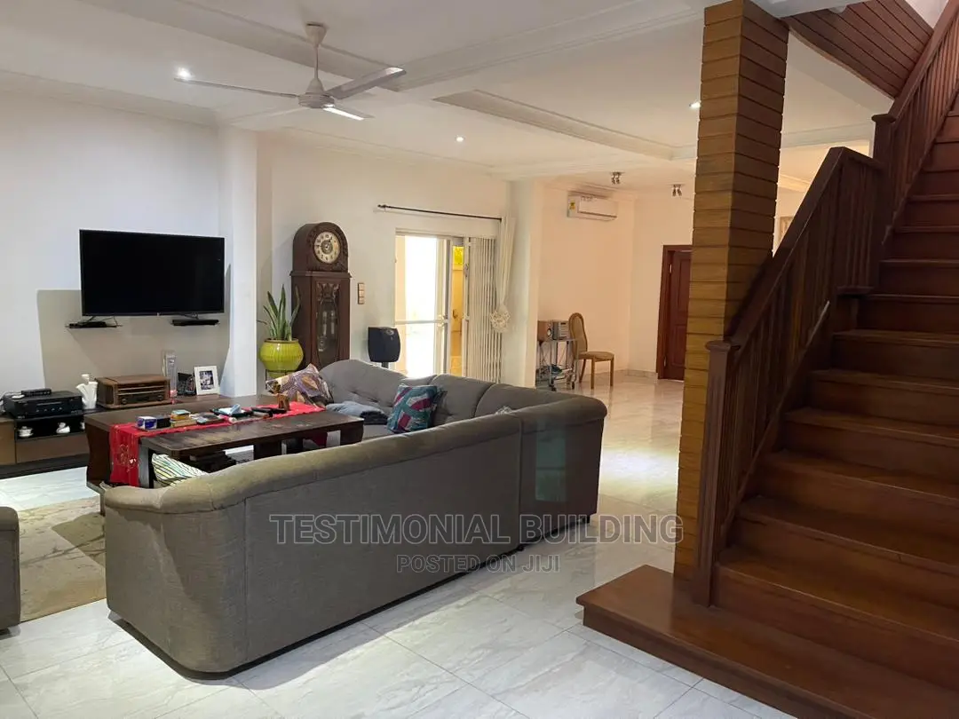 Furnished 8bdrm House in Testimonial Building, Oyarifa for Sale
