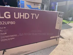 Lg 82” UHD Smart Tv Plus Free Lg Sound Bar