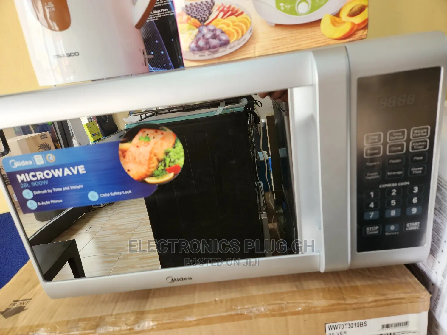 Media 28 Litres Microwave