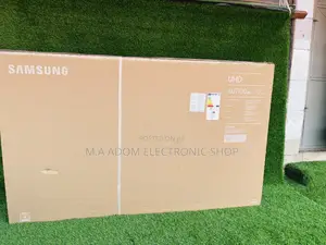 Samung 75”Crystal With HDR10+Led Tv Plus Free Tv Mount