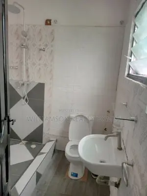 3bdrm Apartment in Community 18 Area, Spintex for rent