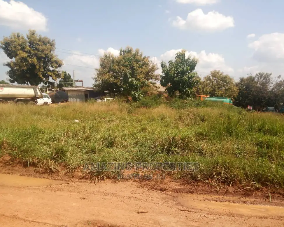 6 Acres *Titled Land at Ayikuma on the Dodowa Road.*