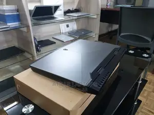 Laptop Dell Alienware 17 R4 32GB Intel Core I7 HDD+SSD 1.5T