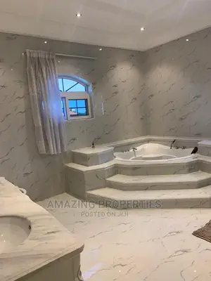 5bdrm House in East Legon for Rent