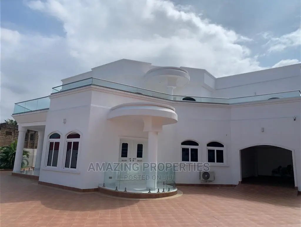 5bdrm House in East Legon for Rent