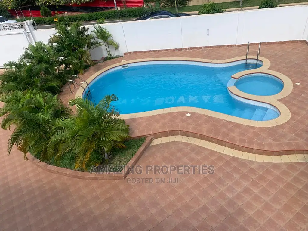 5bdrm House in East Legon for Rent